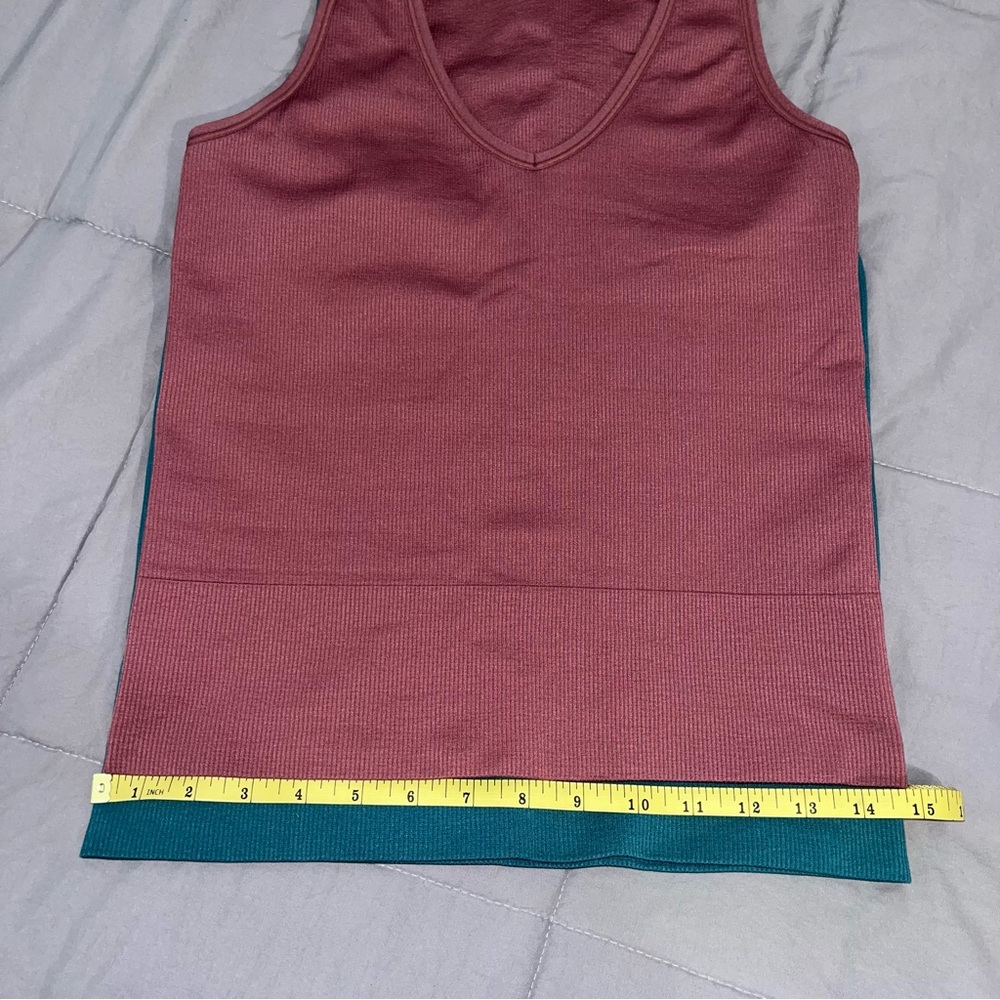 Athleta Aurora Seamless Tank Bundle - Picture 5 of 7